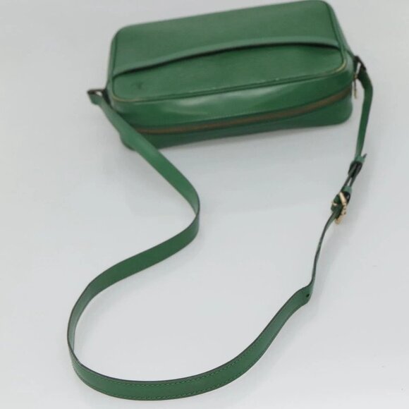 LOUIS VUITTON Epi Trocadero 27 Shoulder Bag Green LV Auth - Picture 8 of 16